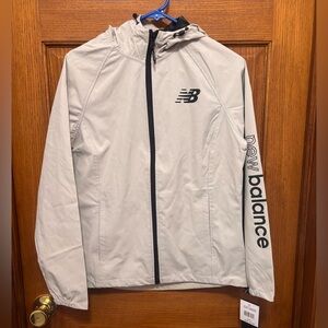 New Balance Light Gray Hooded Windbreaker Jacket with Black Logo. Sz S       NWT